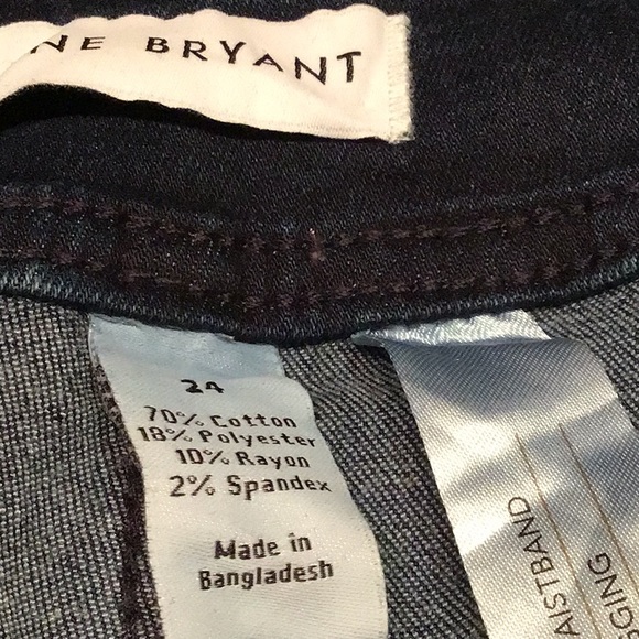 Lane Bryant three button zipper down Jeans - Picture 4 of 8